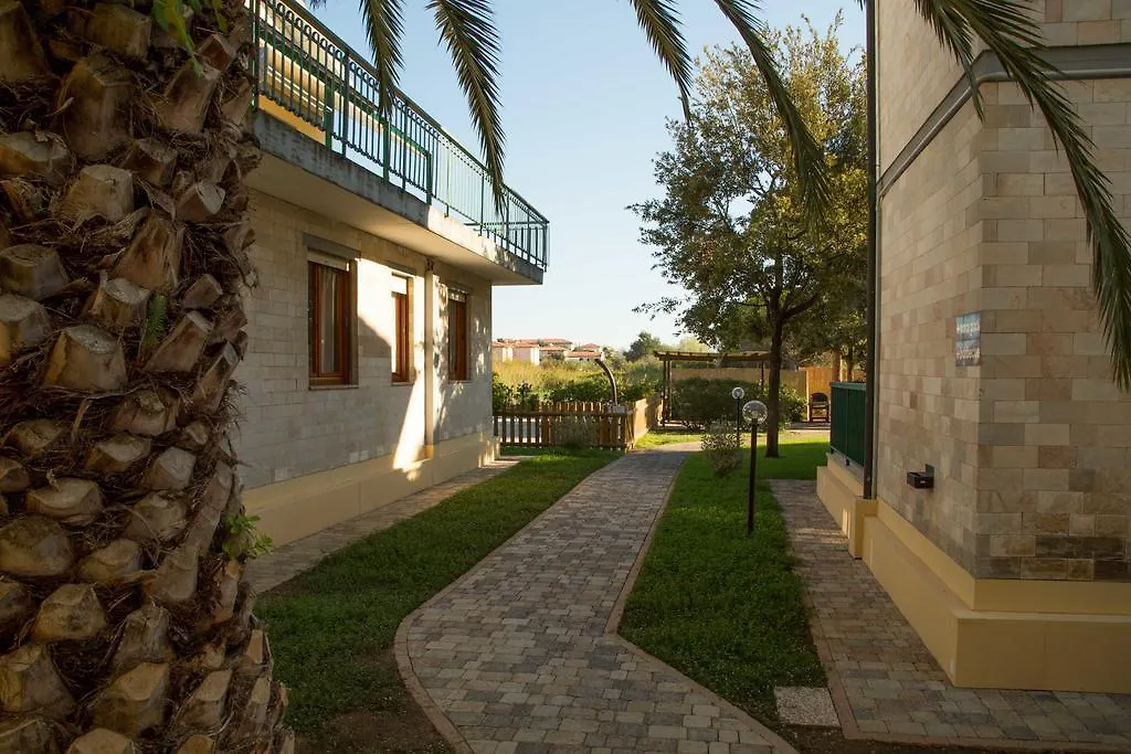 Family Apartments Le Villette - Futura Cav