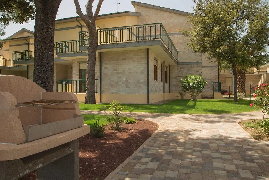 Family Apartments Le Villette - Futura Cav Aparthotel Follonica